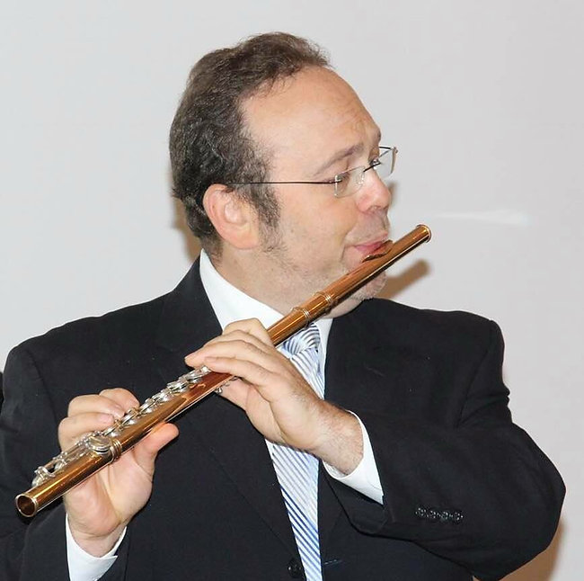 Dmitri Kasyuk — Flutist